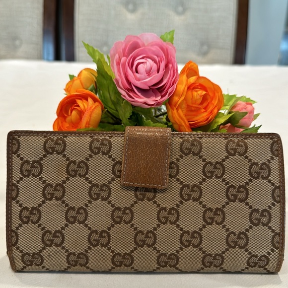 Authentic Gucci wallet - Picture 2 of 11
